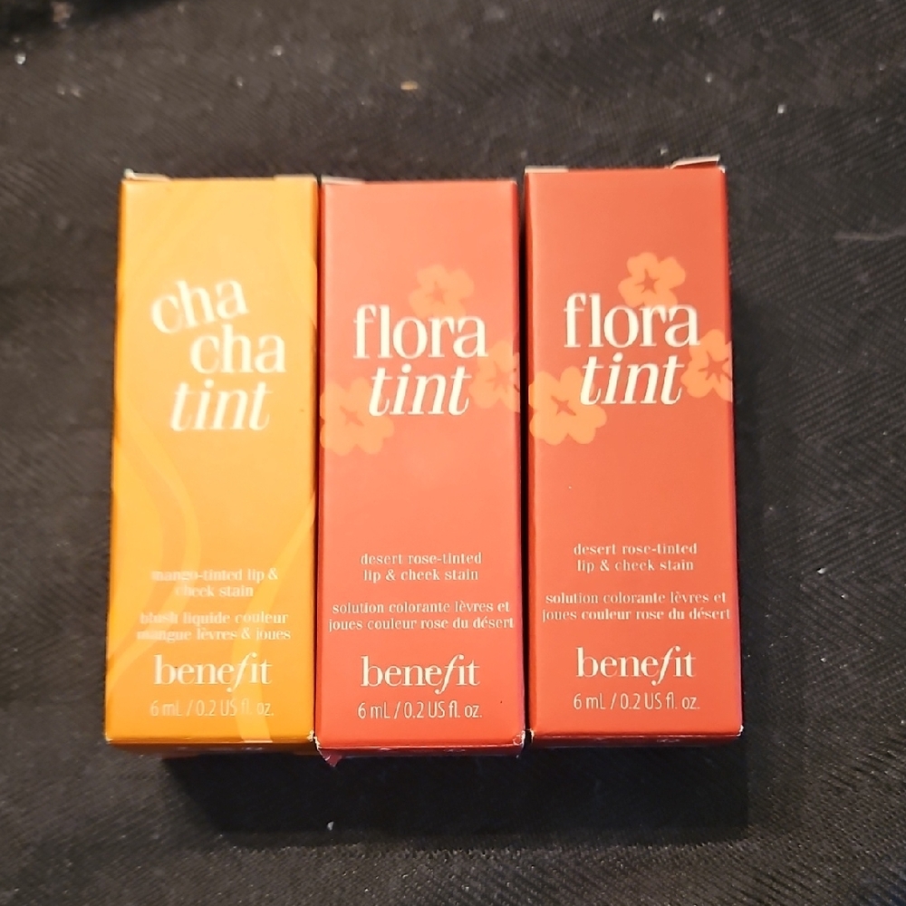 Benefit Cha Cha, Flora, and Desert Rose Tint Set